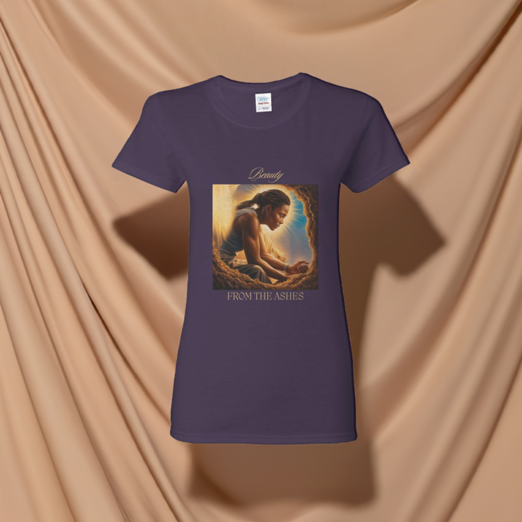 Camiseta "Belleza de las cenizas" (estampado en color tostado)